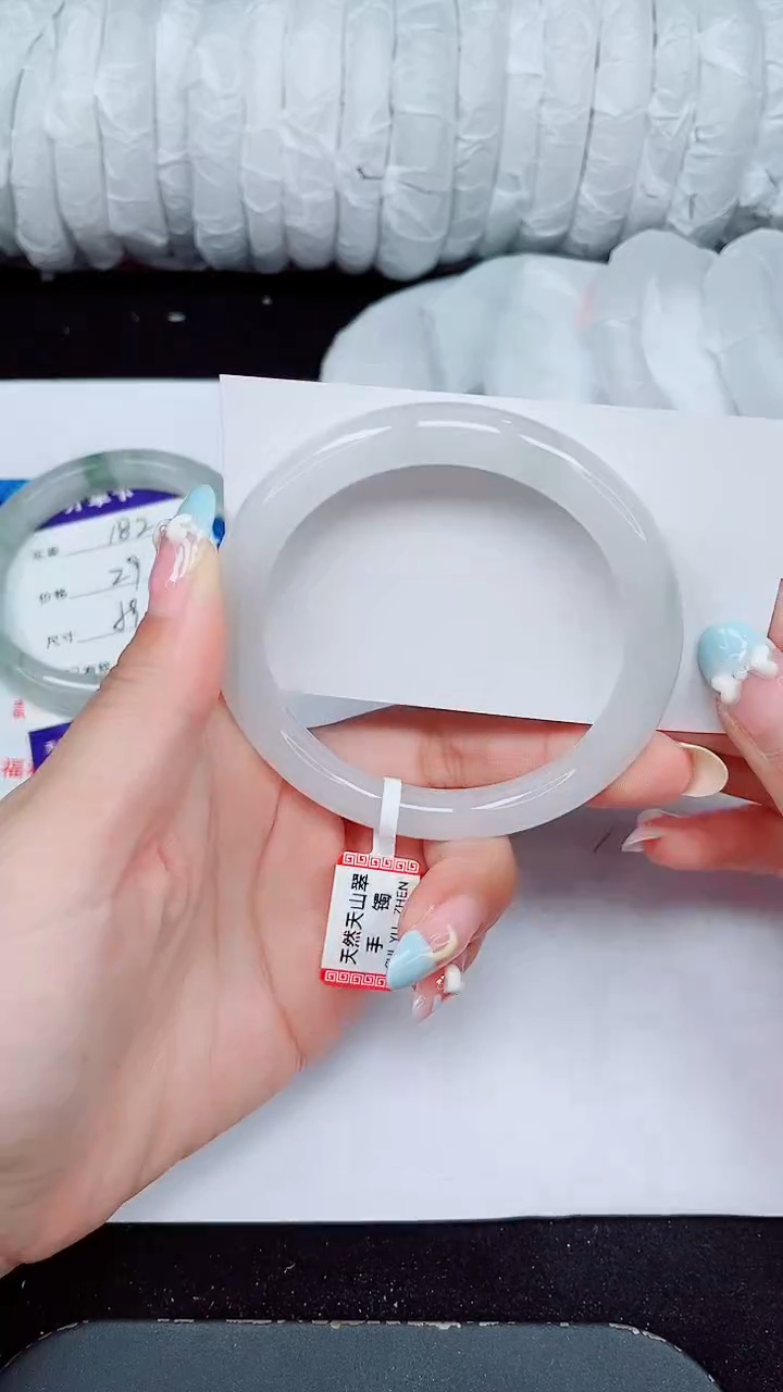 未镶嵌手镯石英质玉183-58/59