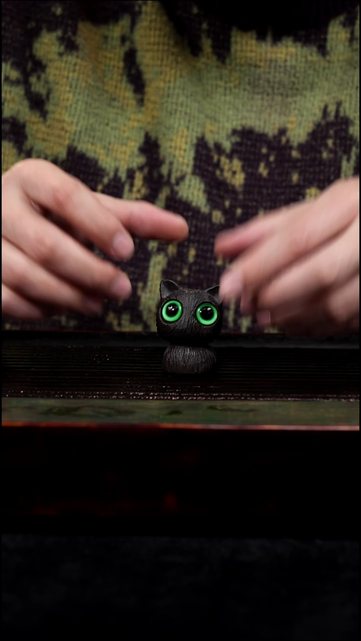 茶壶紫砂绿色大眼睛黑猫