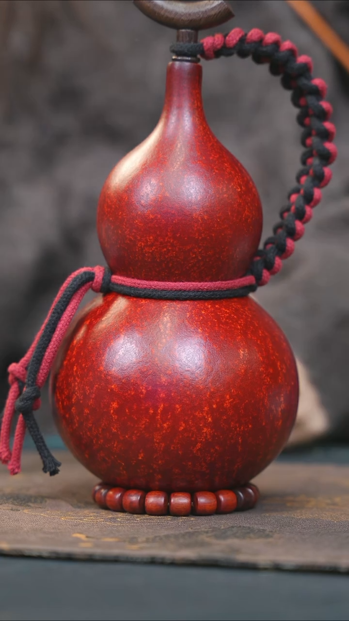 【闪购商品】WS243大漆酒葫芦不包手串及旋转底座
