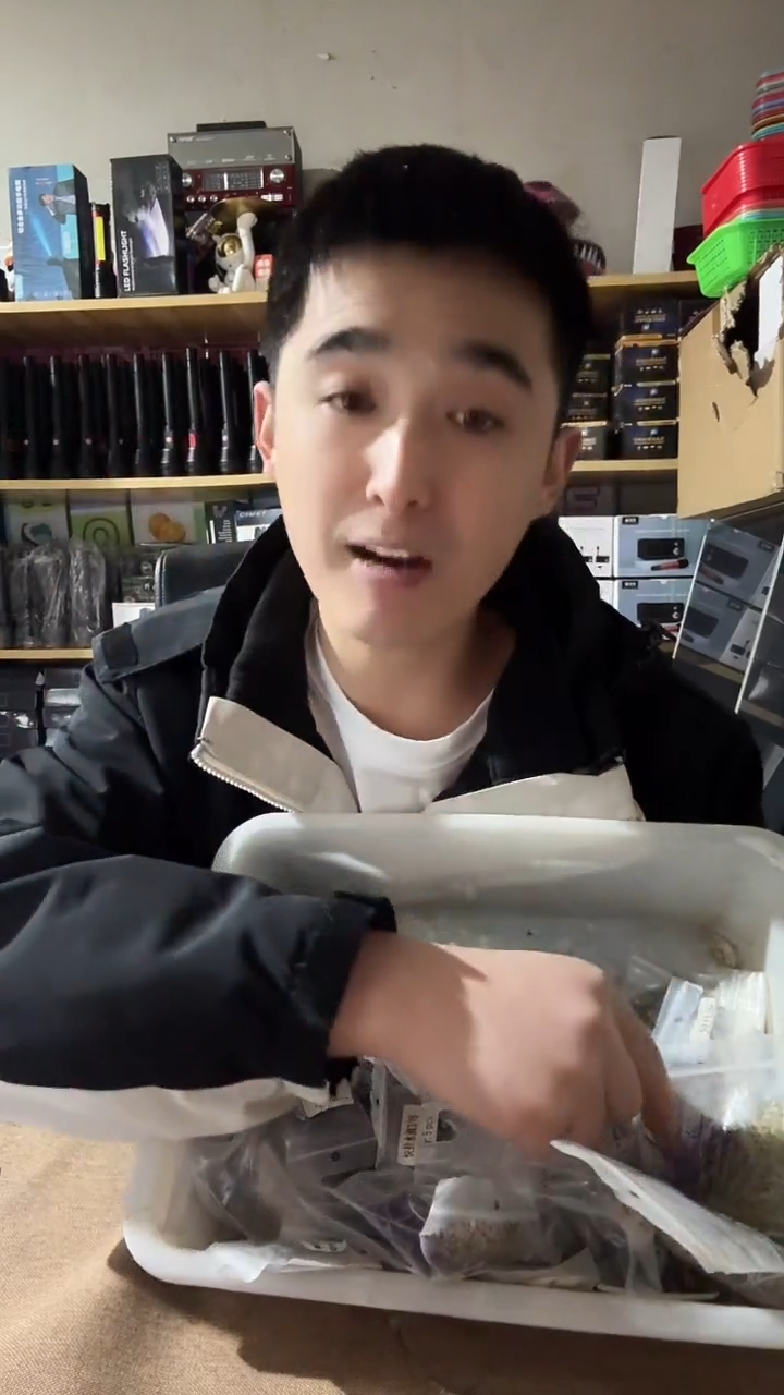 铅坠发400-500克之间