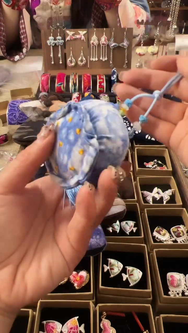 【闪购商品】织绣民族风老绣饰品537