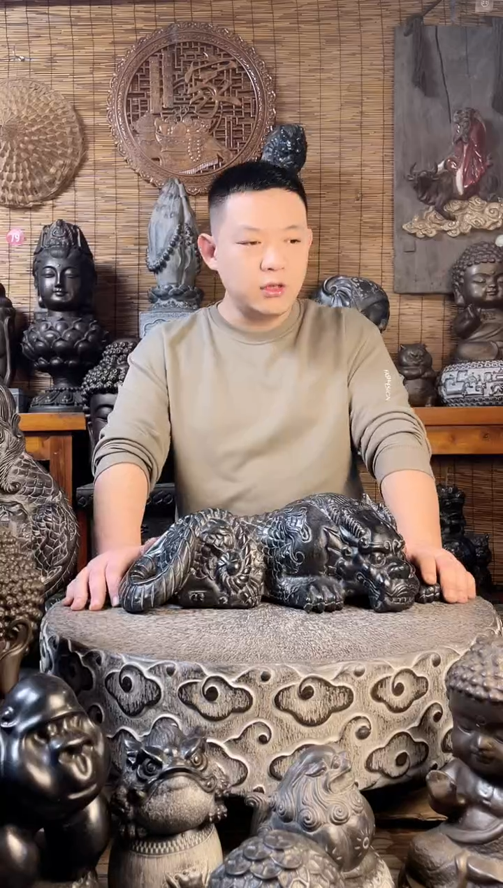 【闪购商品】45趴吸水兽天然青石雕刻