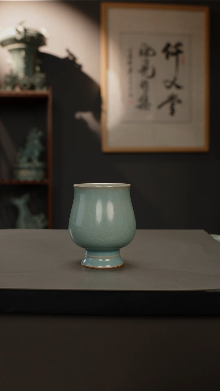 【闪购商品】杯仿古釉原矿高足玉兰杯