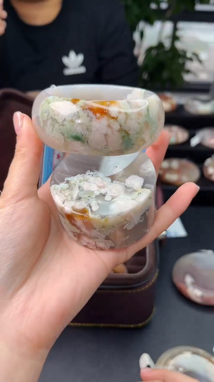 【闪购商品】石英质玉手镯未镶嵌赠送镯心（圈口59