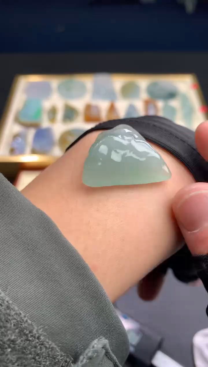 【闪购商品】定制翡翠未镶嵌          