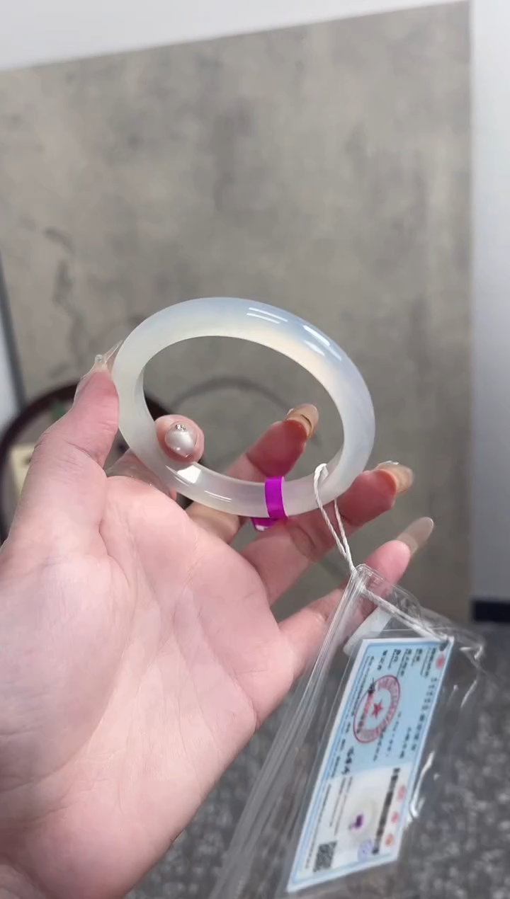 【闪购商品】玛瑙/玉髓手镯未镶嵌57-58圈需要包容