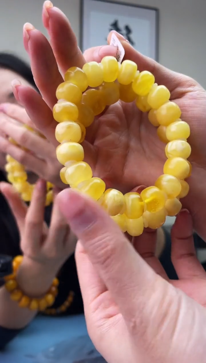 琥珀未镶嵌珠宝奇石T012中假一罚十，多样性发一件