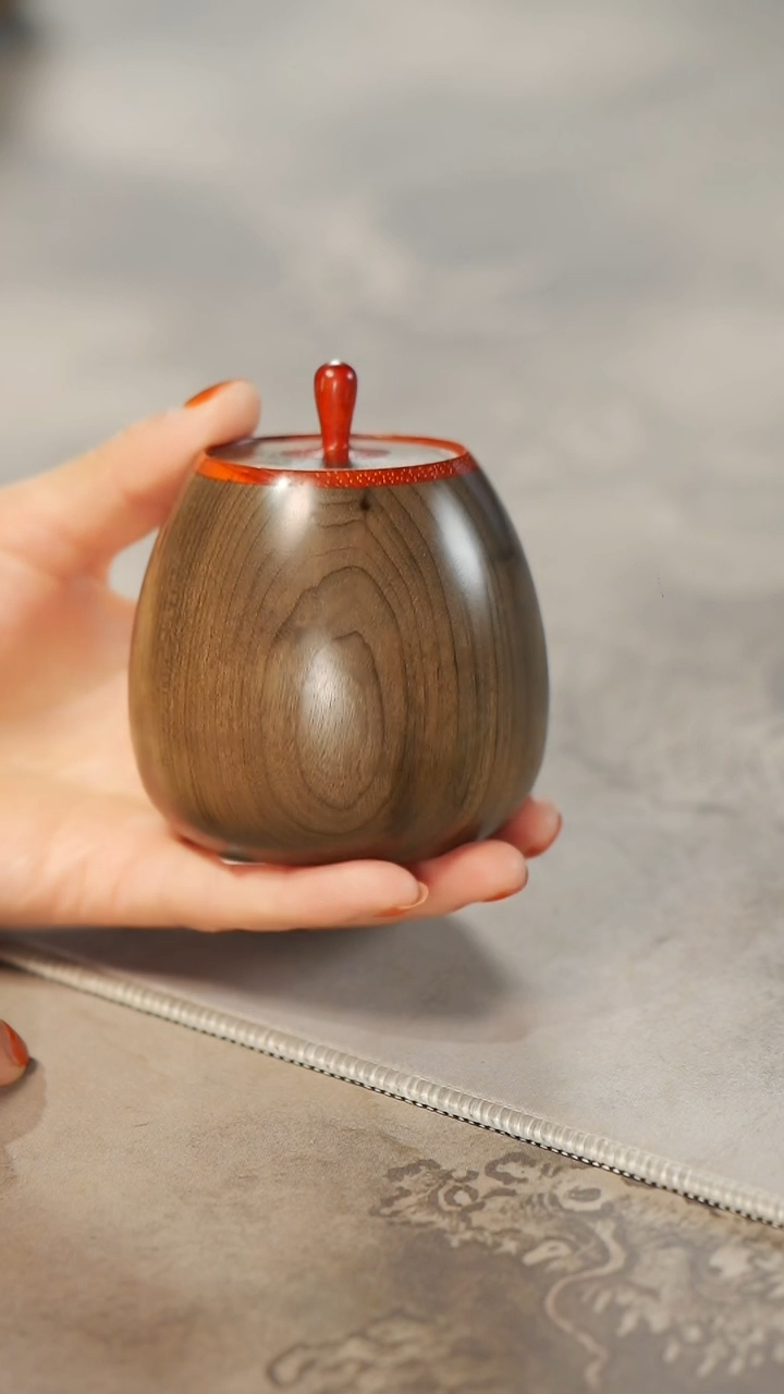 【闪购商品】金丝楠木雕570茶仓茶叶罐