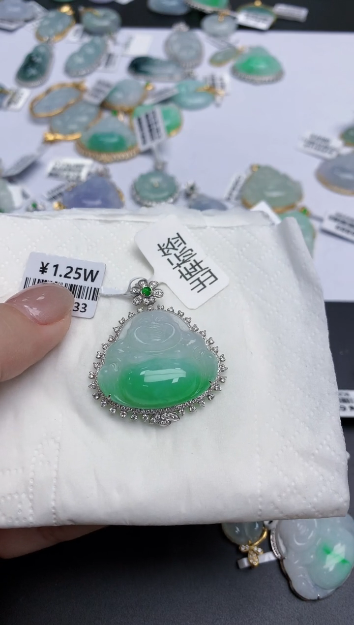 【闪购商品】翡翠颈饰18K金镶嵌天然缅甸翡翠A货