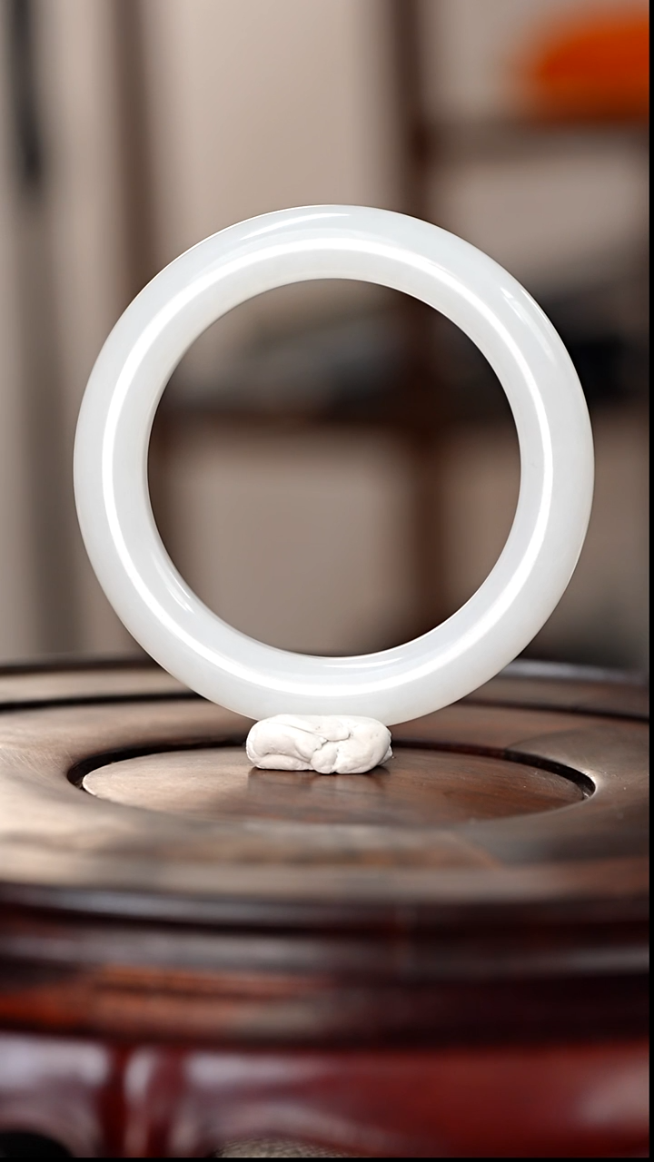 未镶嵌和田玉挂件和田玉