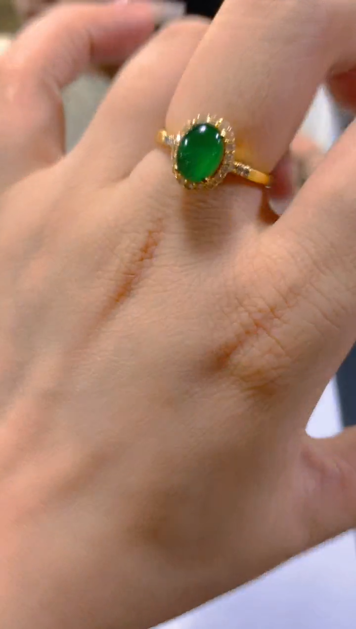 未镶嵌戒指翡翠多样性发一