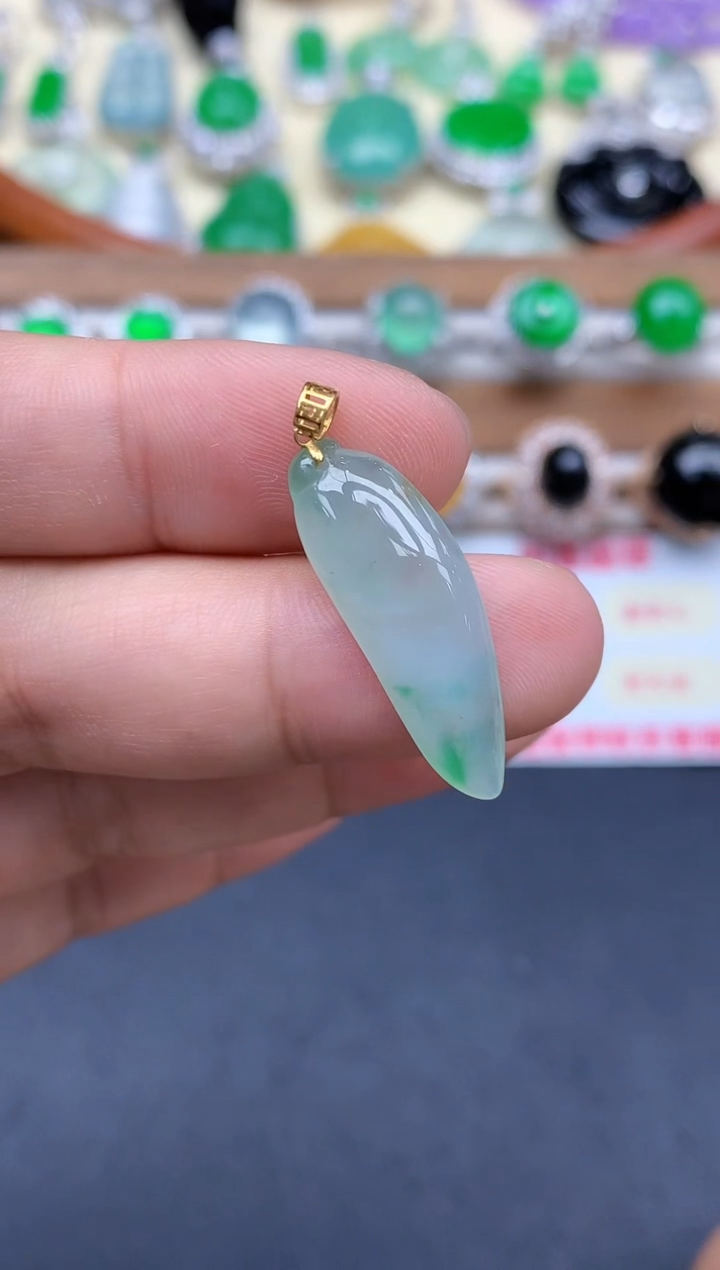 颈饰18K金镶嵌翡翠235-中国好珍宝