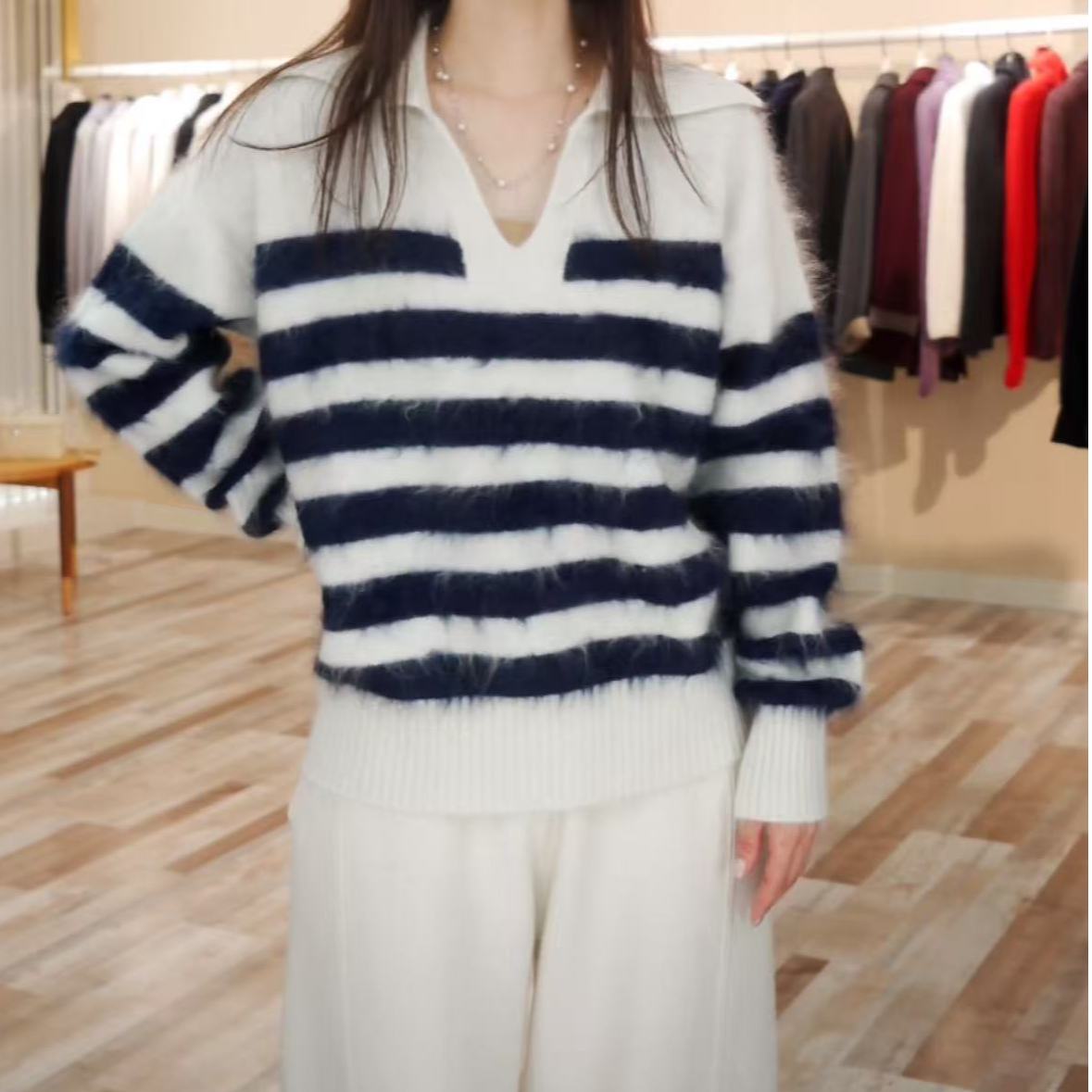 新款女士拉毛V领海军领套头衫JHL-231008