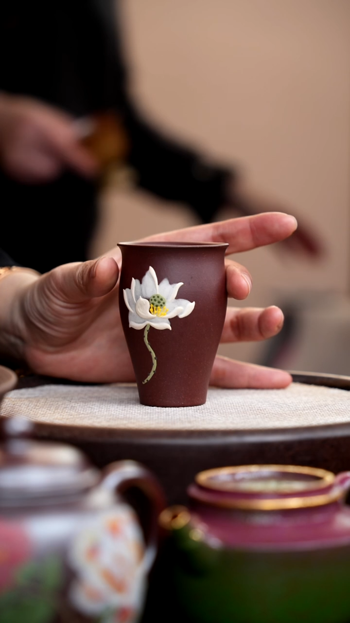 茶壶紫砂紫泥闻香杯白莲
