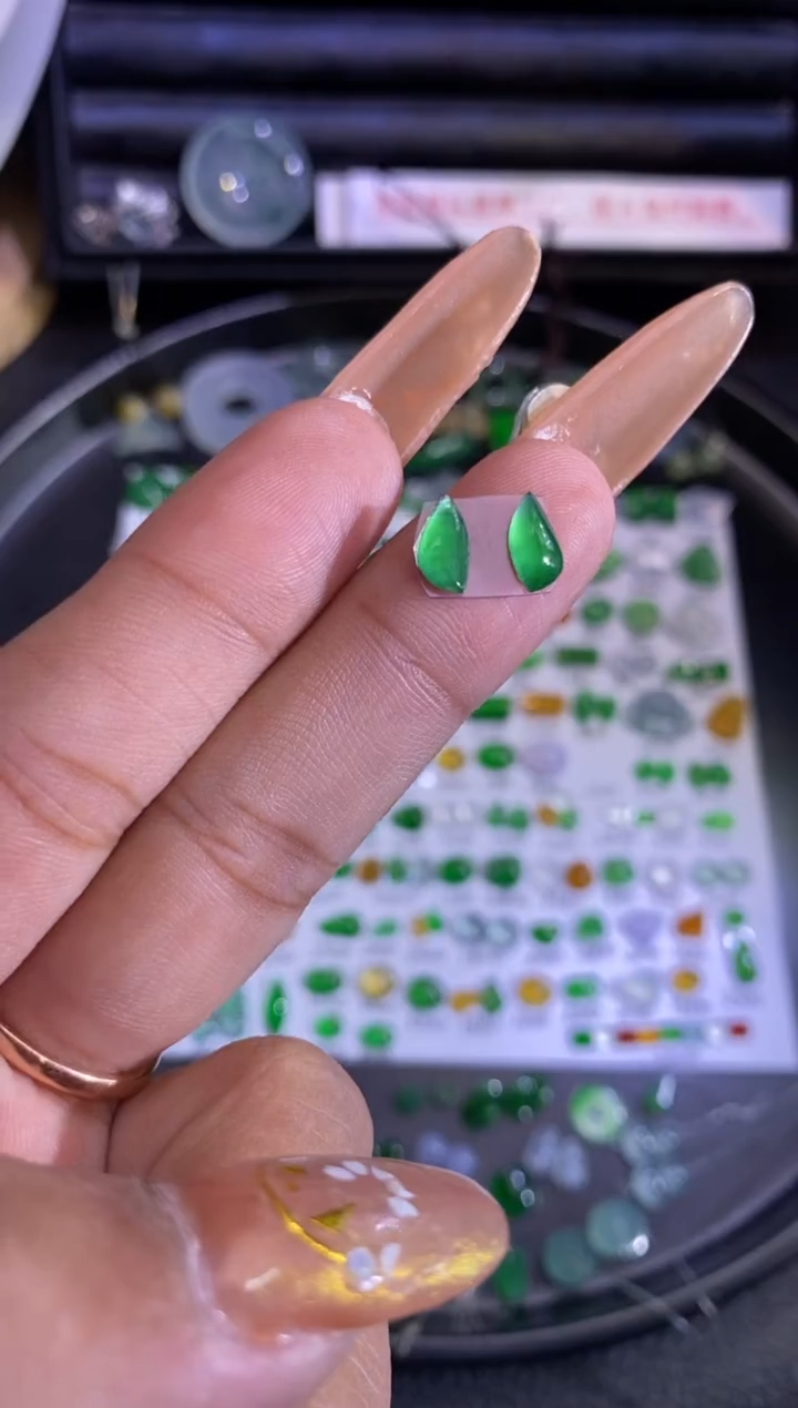 未镶嵌挂件翡翠随行