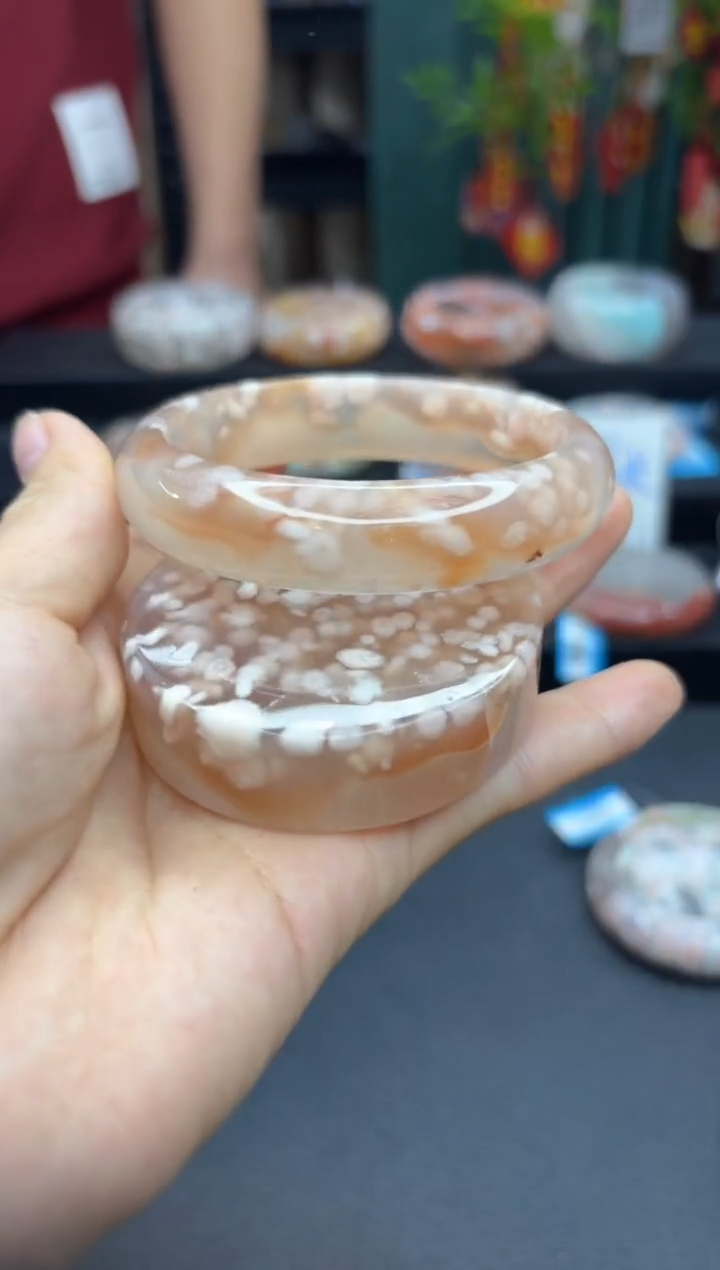 【闪购商品】石英质玉手镯未镶嵌2259（62圈赠送镯心）