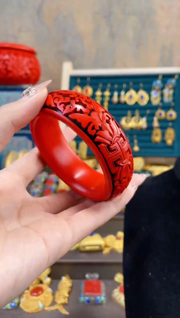 【闪购商品】非遗雕漆镯子古背缠枝55-58