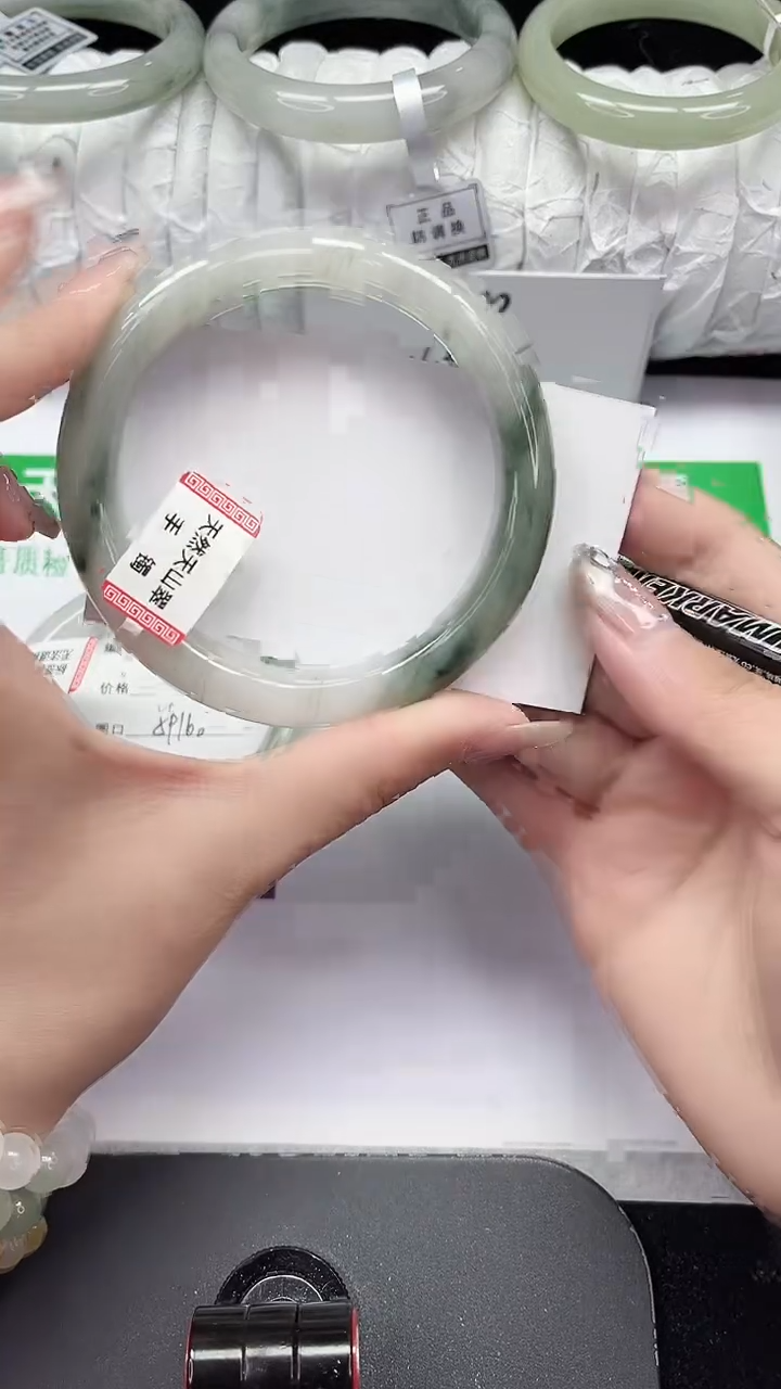未镶嵌手镯石英质玉218-61/62