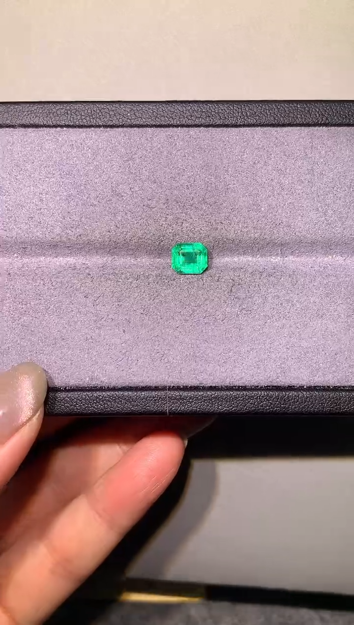 【闪购商品】祖母绿裸石未镶嵌1.47ct吉尔德INTEN微油A254
