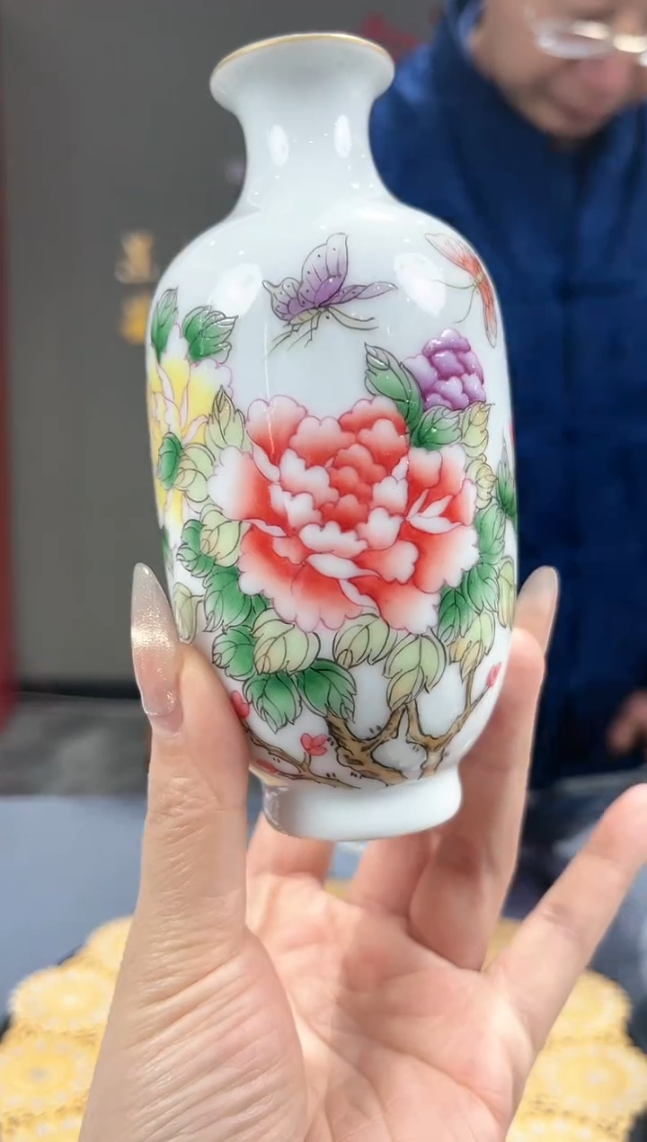 【闪购商品】官窑瓷画院783官窑瓷画院蝶恋花赏瓶