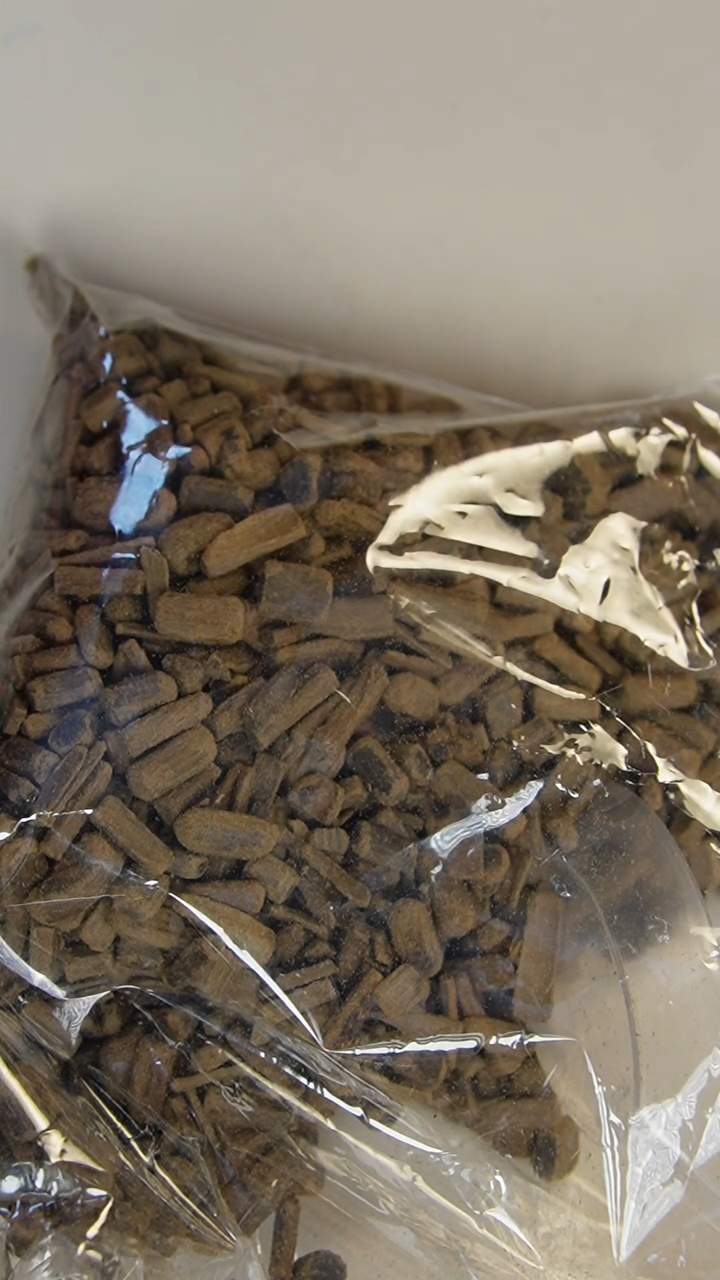【闪购商品】檀香木其他阴沉碎料100克  供奉料100克