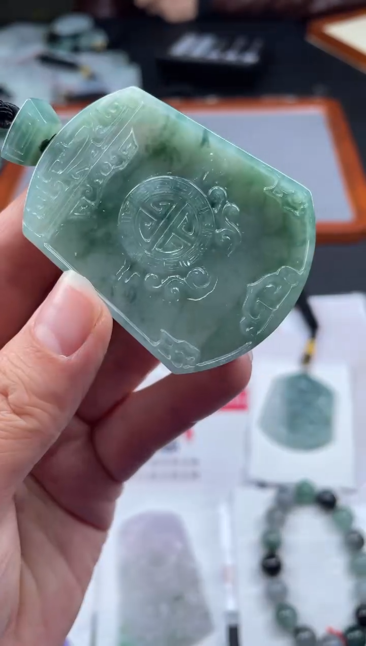 【闪购商品】定制翡翠未镶嵌01-22HDJT0127987