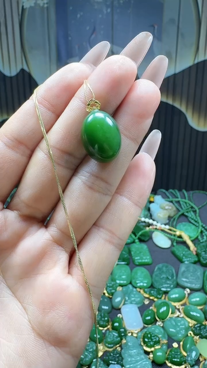 【闪购商品】和田玉吊坠(不含链)18K金镶嵌1