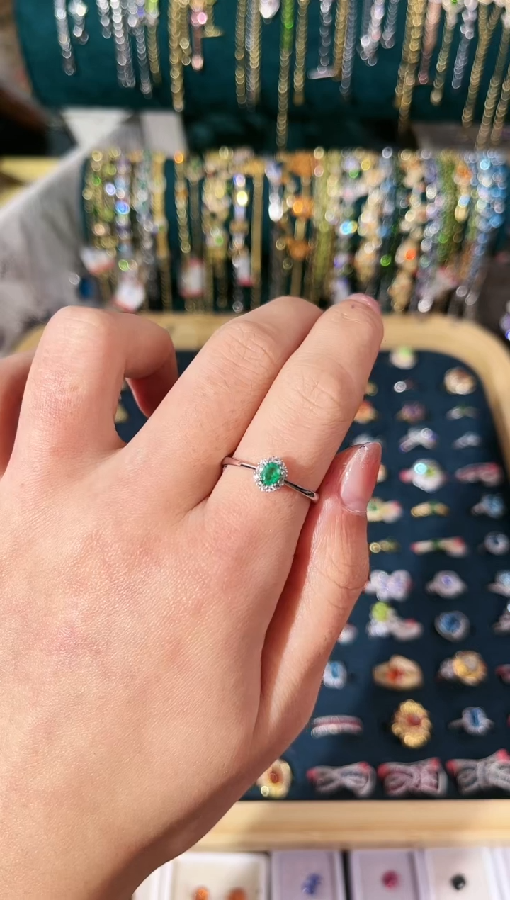 【闪购商品】祖母绿戒指银S925镶嵌D-104