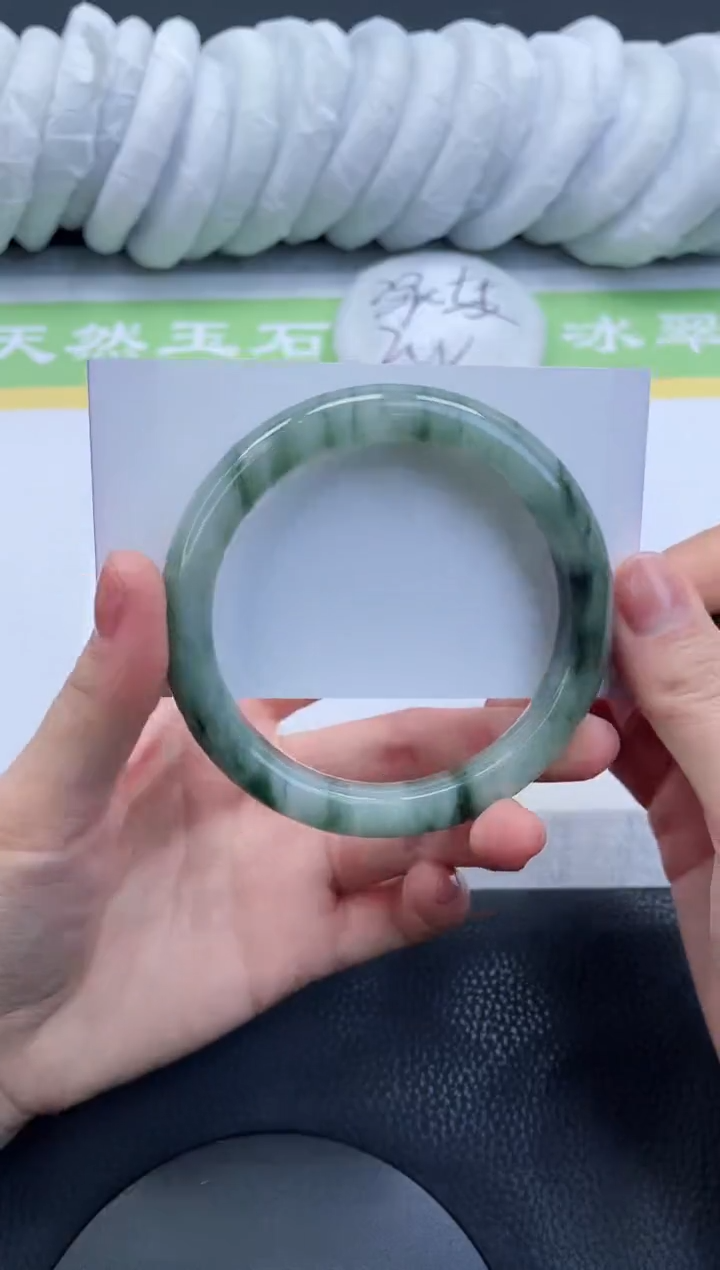 【闪购商品】石英质玉手镯未镶嵌A149-62+