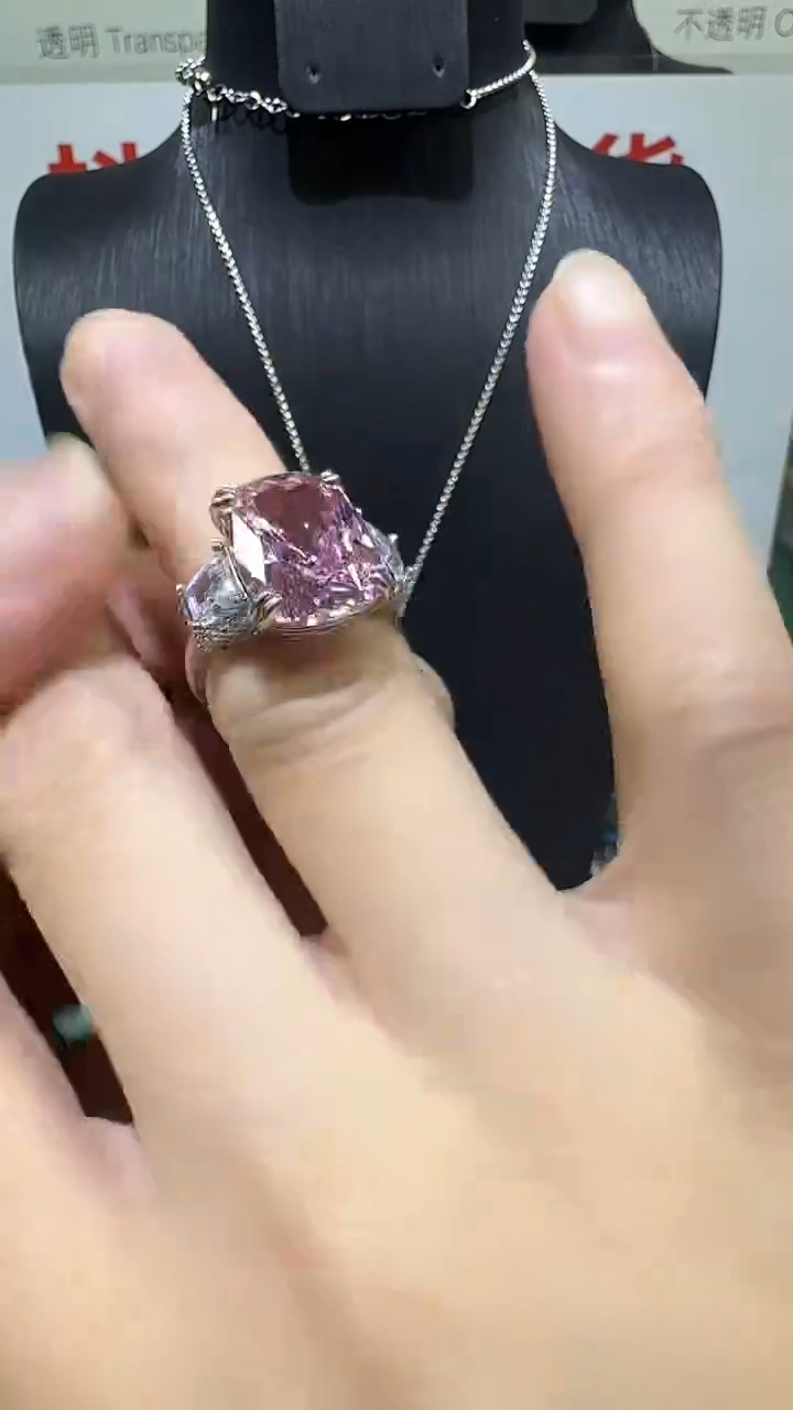 颈饰蓝宝石18K金镶嵌1