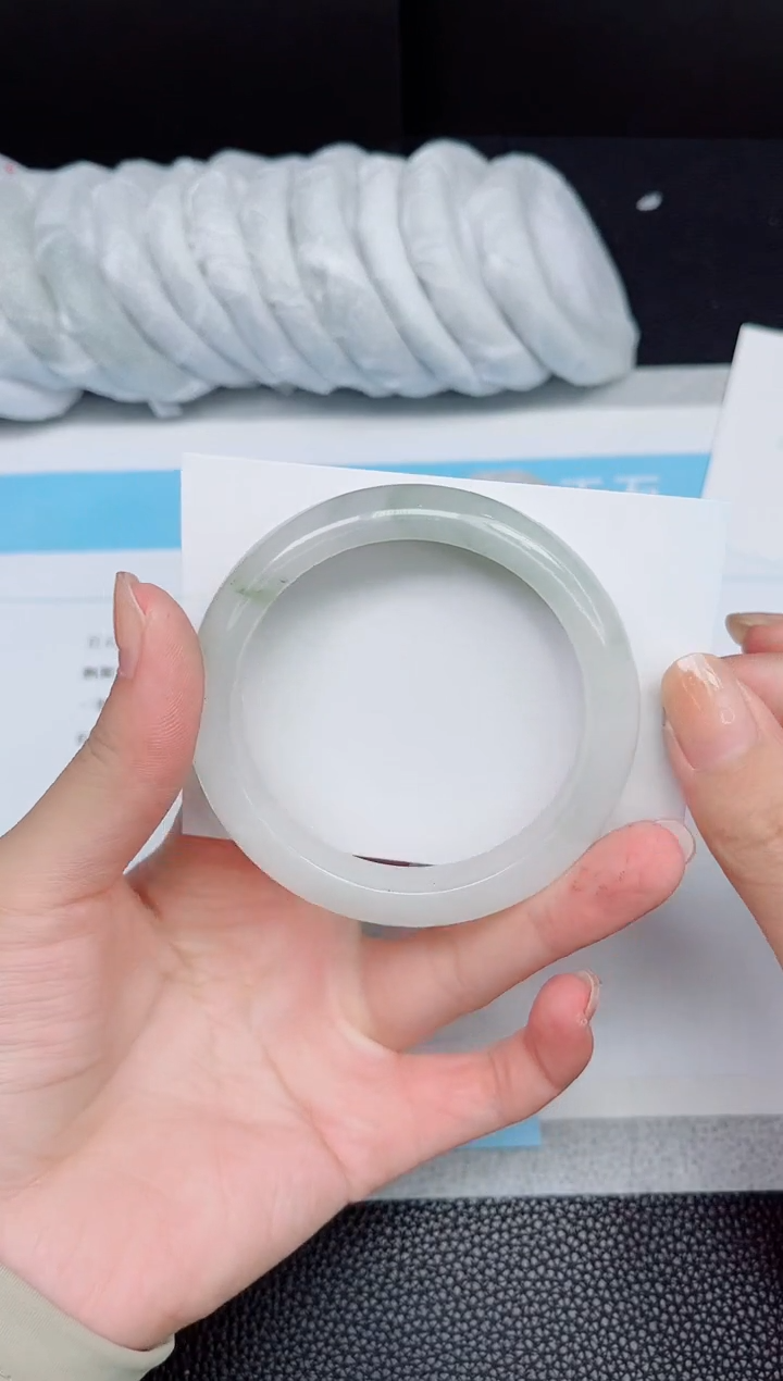 石英质玉手镯未镶嵌a114-56.3