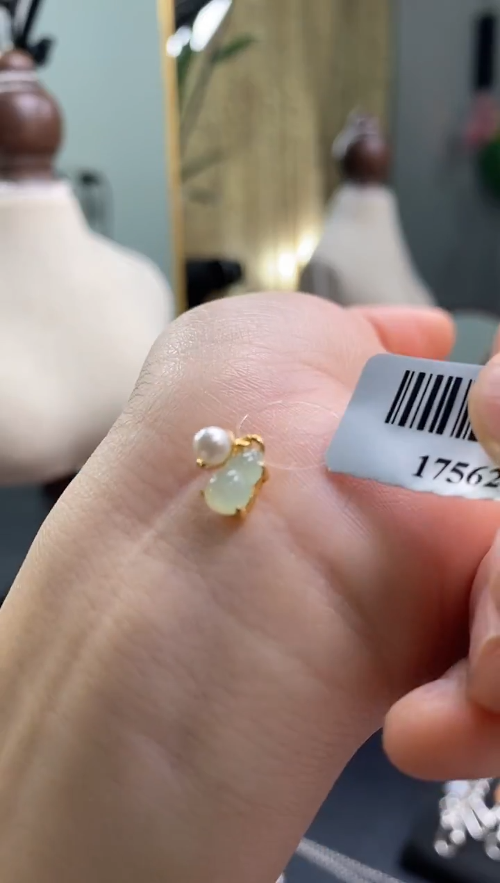 颈饰银S925镶嵌翡翠17562