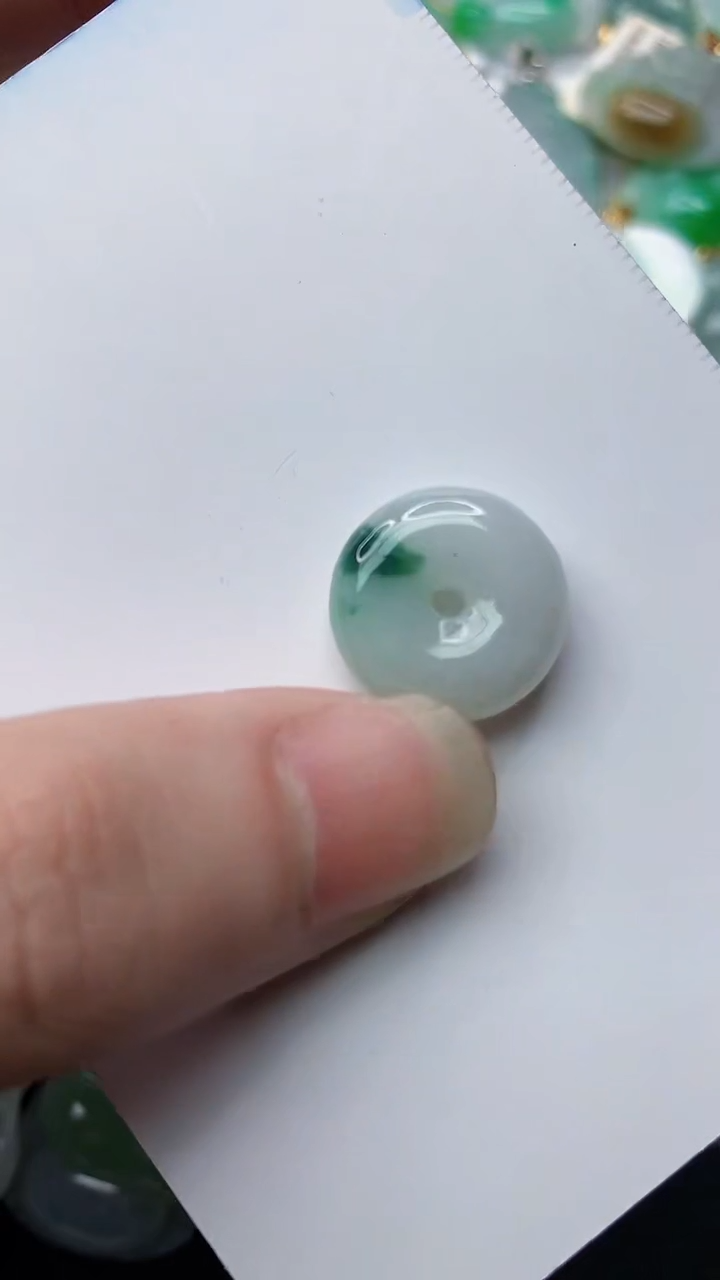 【闪购商品】翡翠颈饰未镶嵌14......