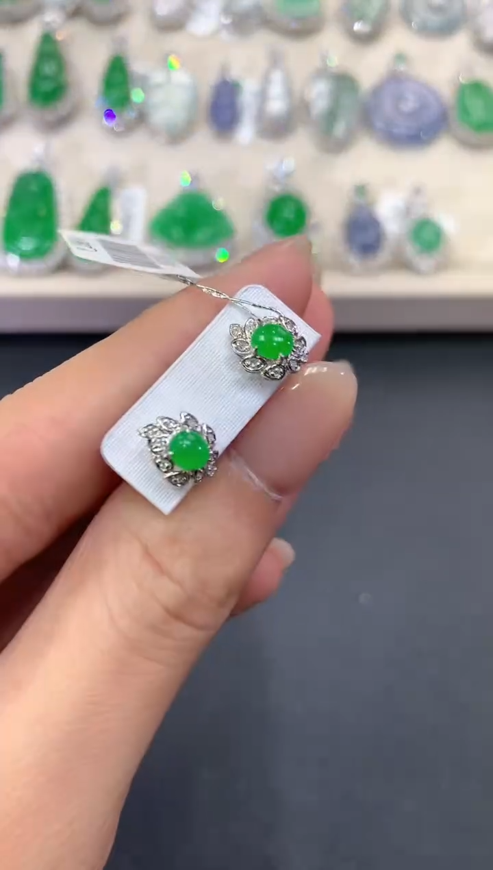 【闪购商品】翡翠耳饰18K金镶嵌a146