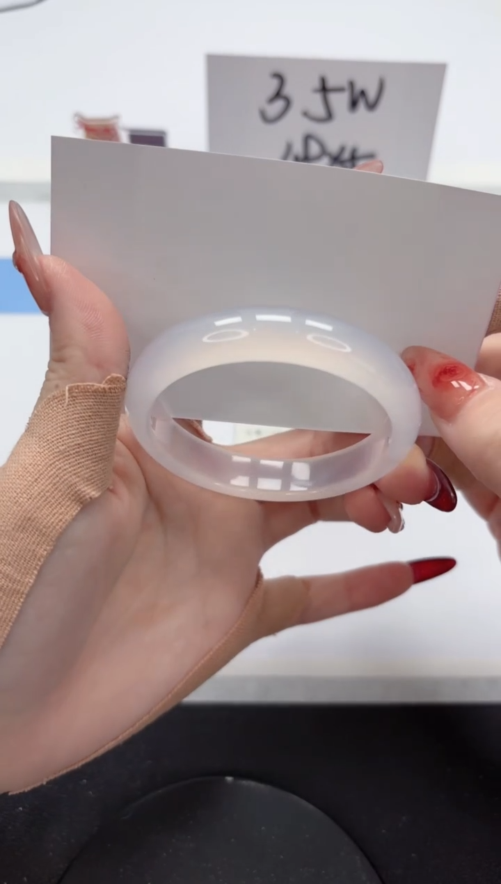 【闪购商品】石英质玉手镯未镶嵌A161-52.8