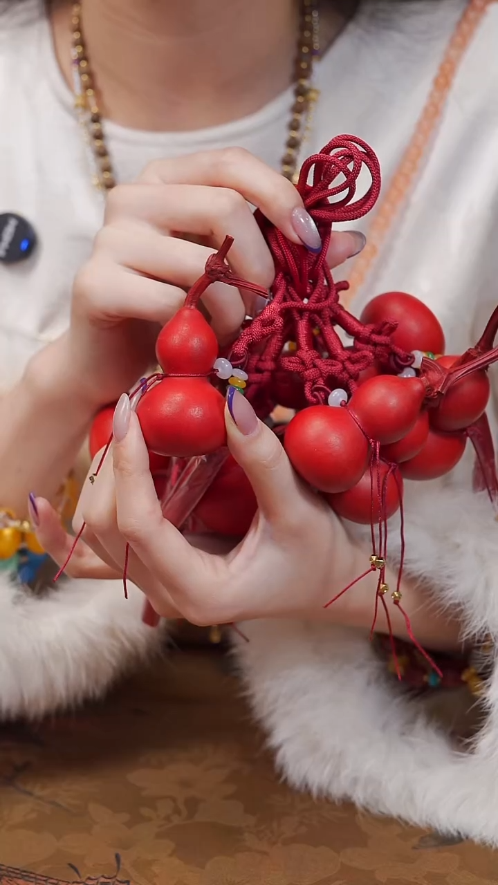 251漆艺工艺小葫芦（随机）9.9