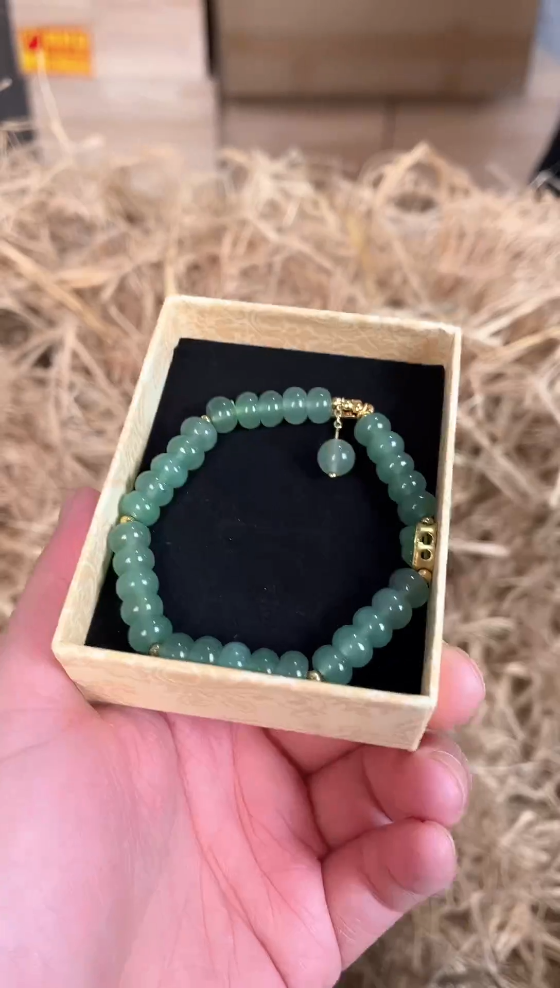 未镶嵌手镯石英质玉编码DH-0019