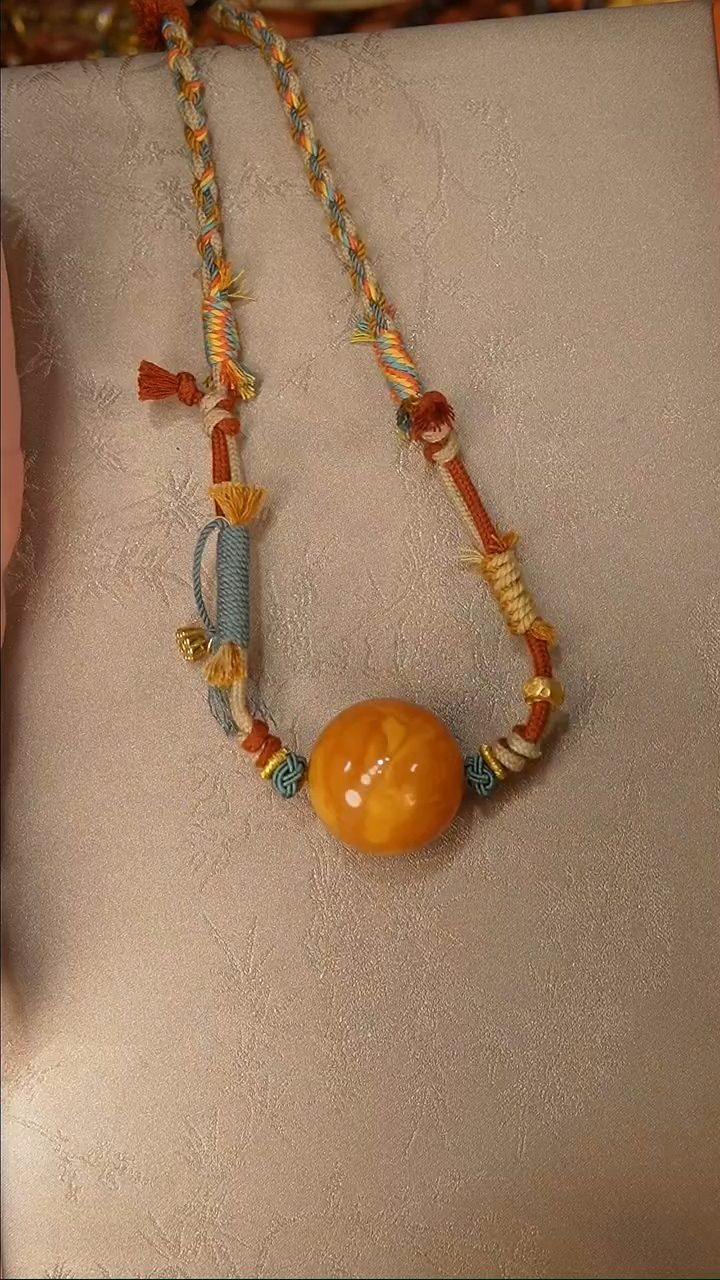 【闪购商品】琥珀颈饰未镶嵌颈饰