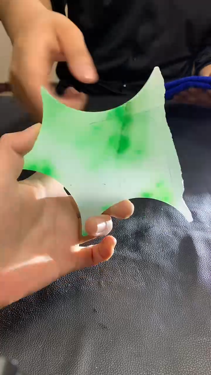 玉冰飘花边角毛坯