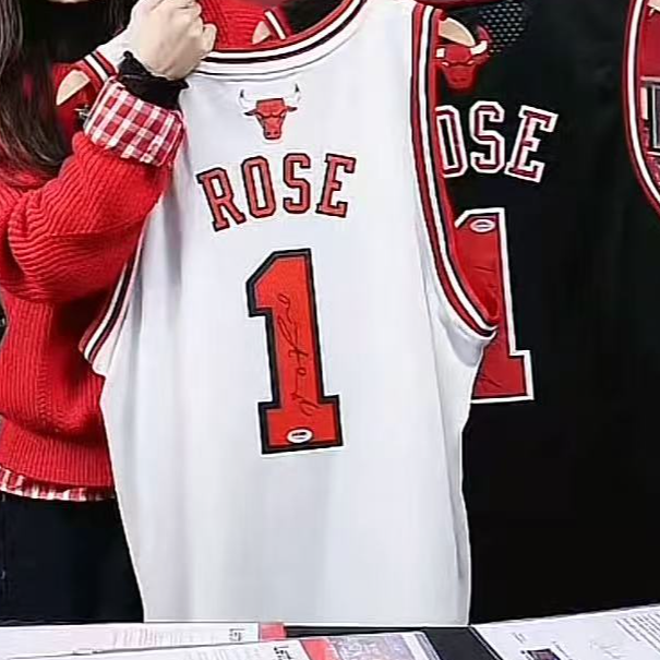 【臻签体育】罗斯亲签公牛白sw球衣收藏（psa大证书）