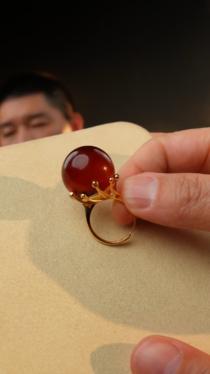 【闪购商品】琥珀裸石未镶嵌20+血珀戒指