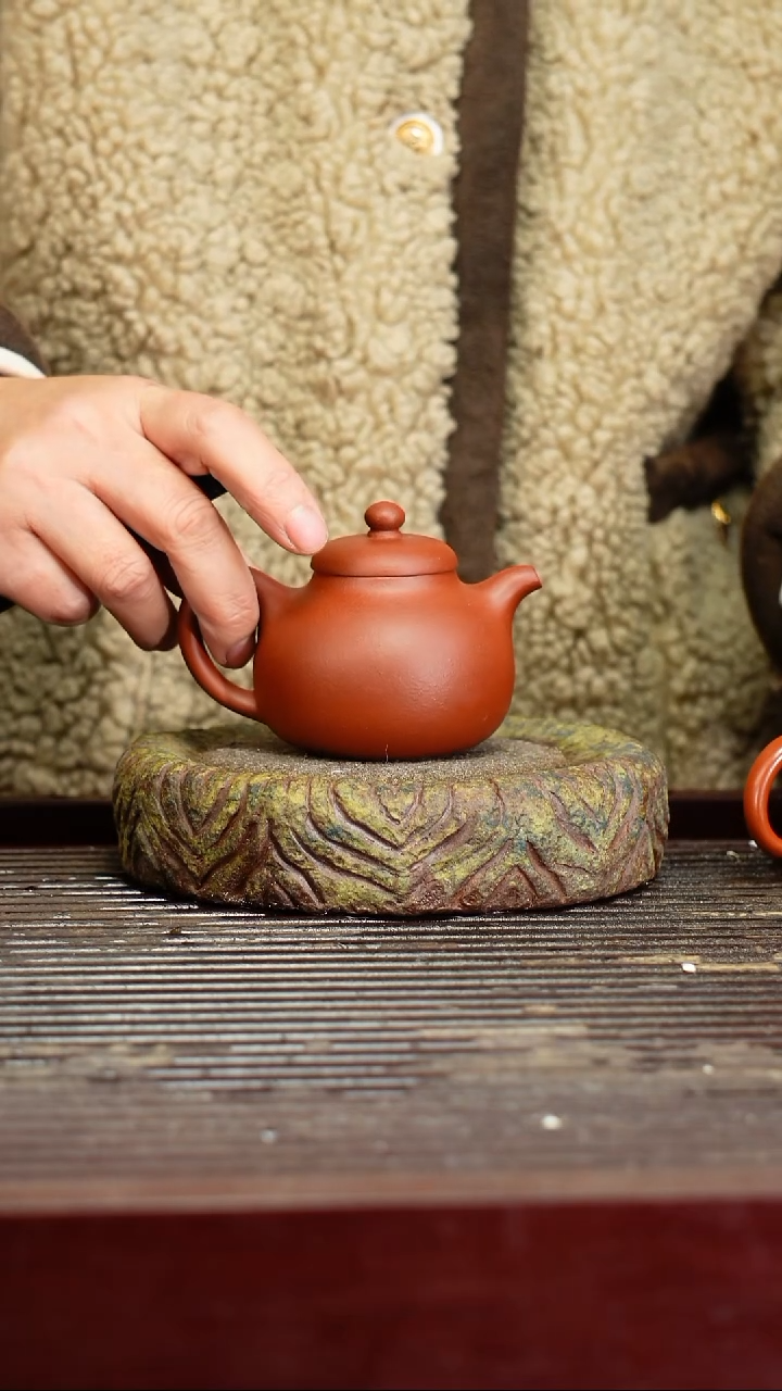 宜兴原矿紫砂壶茶壶宜兴原矿紫砂壶茶壶120C