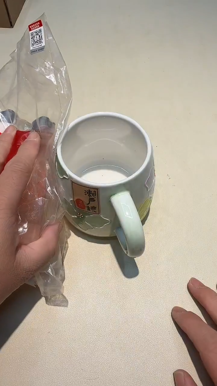 瓷片如图所示AAAAAAAAAAA111