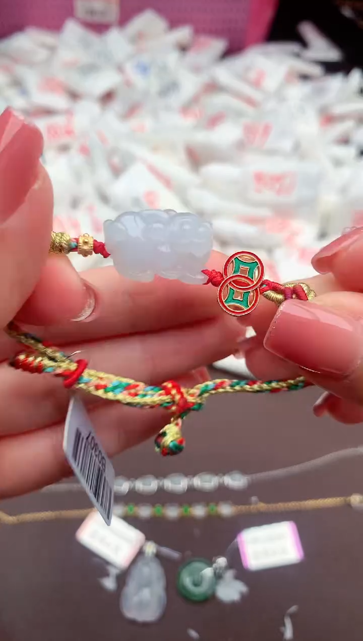 【闪购商品】翡翠手绳未镶嵌一