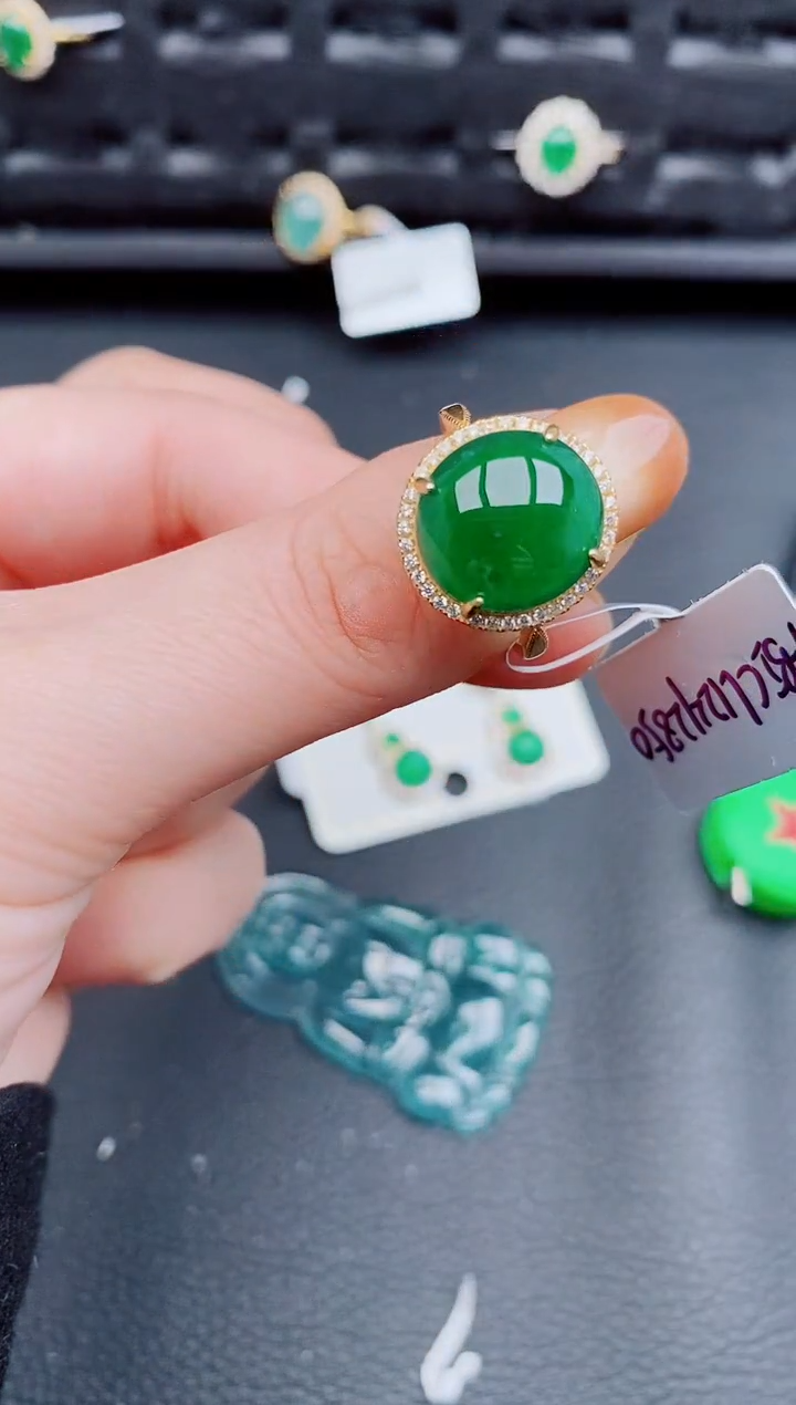 【闪购商品】翡翠戒指银S925镶嵌天然a货翡翠852