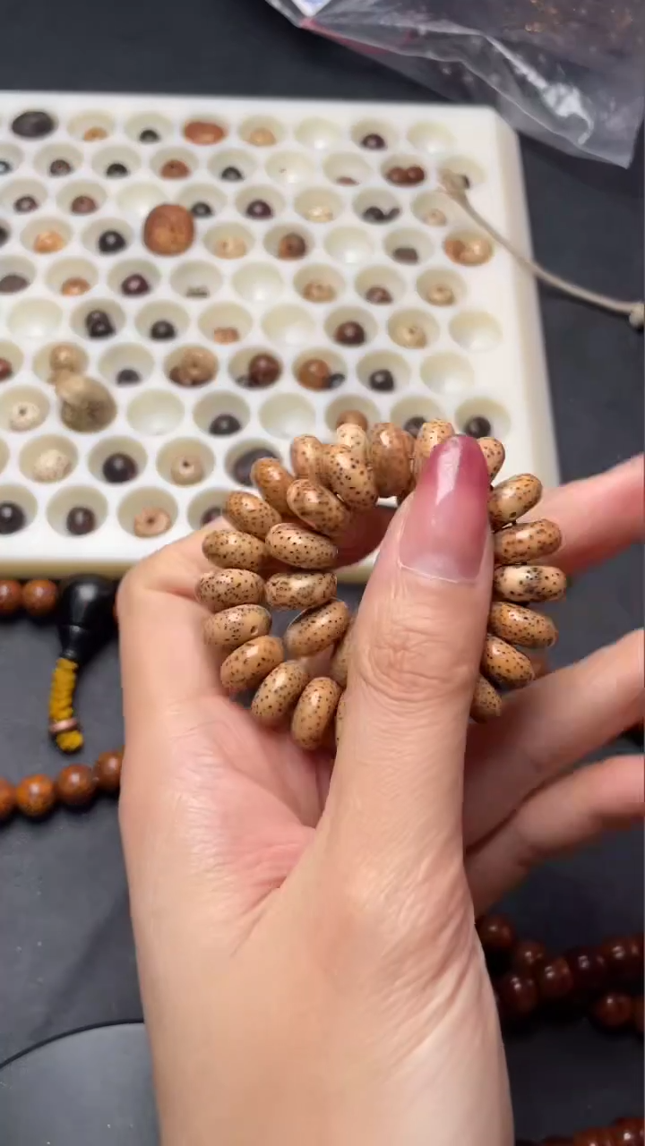 【闪购商品】星月菩提手串精工级浅珀药片12*6手串