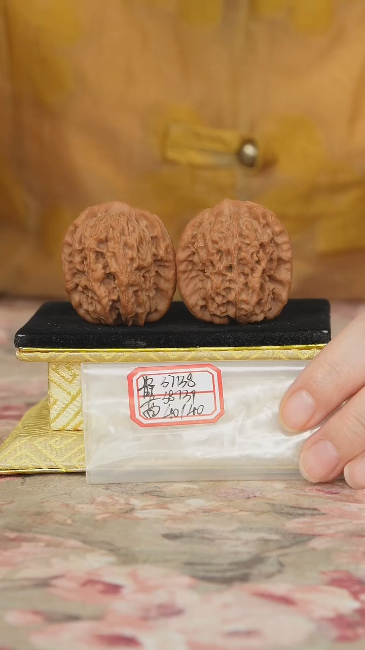 文玩核桃把件非嫁接马老四