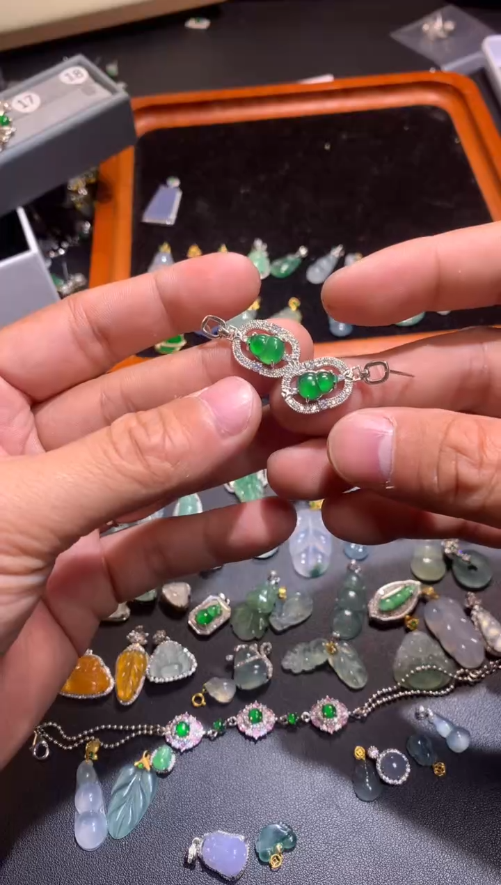 【闪购商品】翡翠吊坠(不含链)银S925镶嵌1