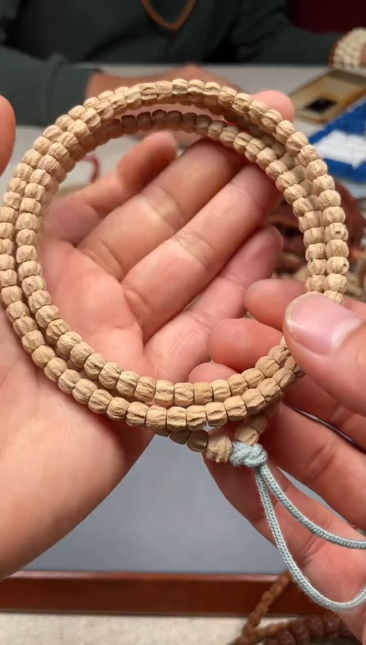 【闪购商品】柏香籽/百香籽吊坠百香籽80