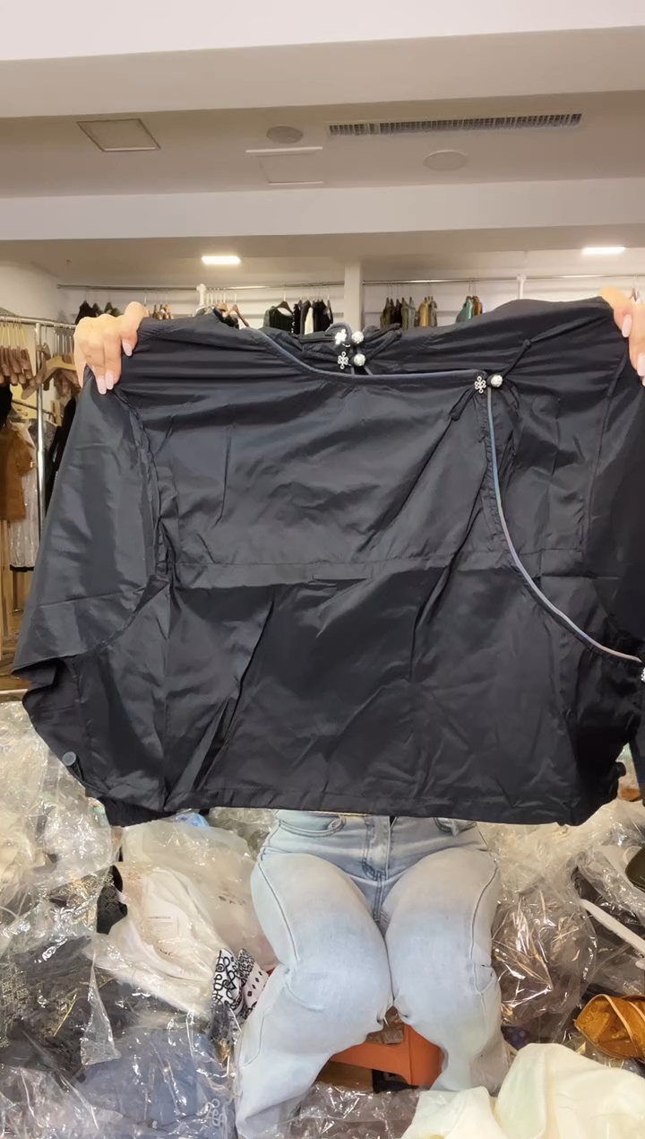 防晒     M码       100斤